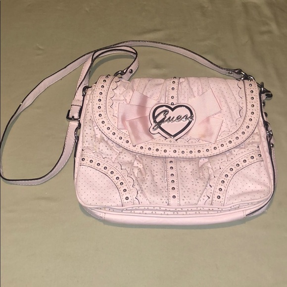 guess heart bag